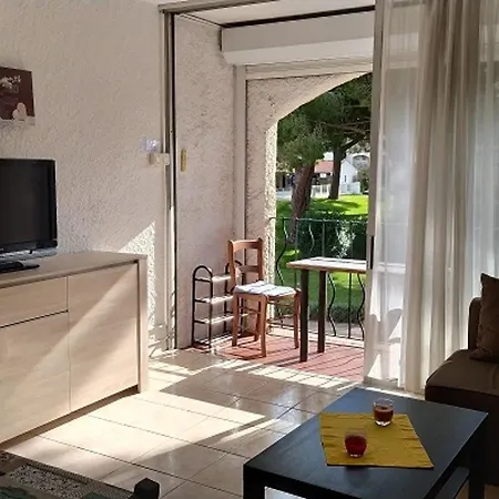 3 Pieces Avec Piscine, Proche Et Commerces A - Fr-1-776-47 Apartment Argeles-sur-Mer